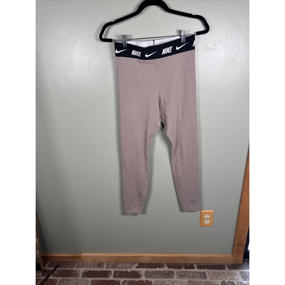 NIKE Tight Fit Leggings Light Brown‎ Tan Pants High Waisted Gym Women’s Size M